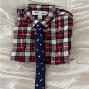 Boys size 8 Old Navy shirt with tie